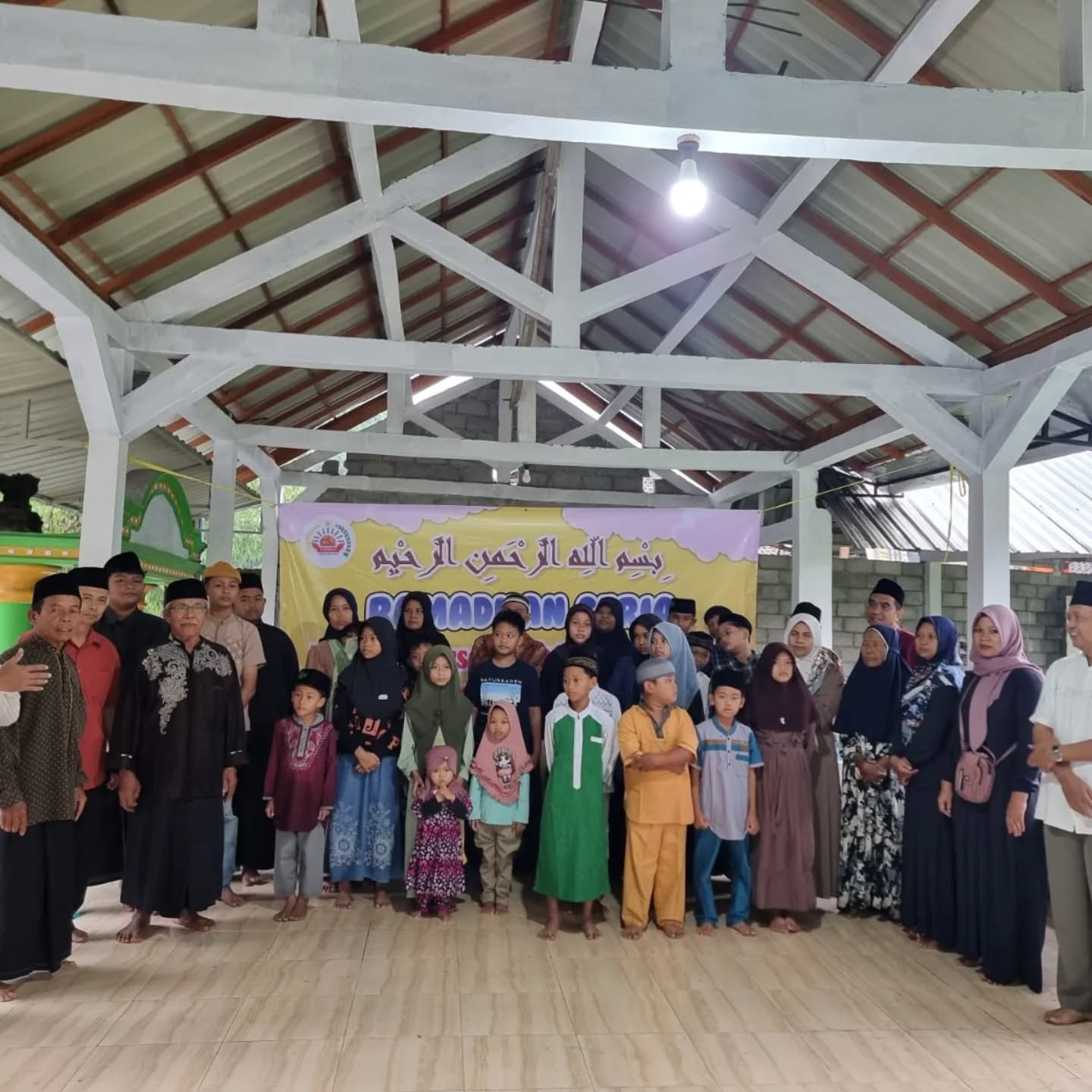 🌄 Sedekah Subuh: Saat Langit Masih Gelap, Pintu Langit Justru Terbuka Lebar